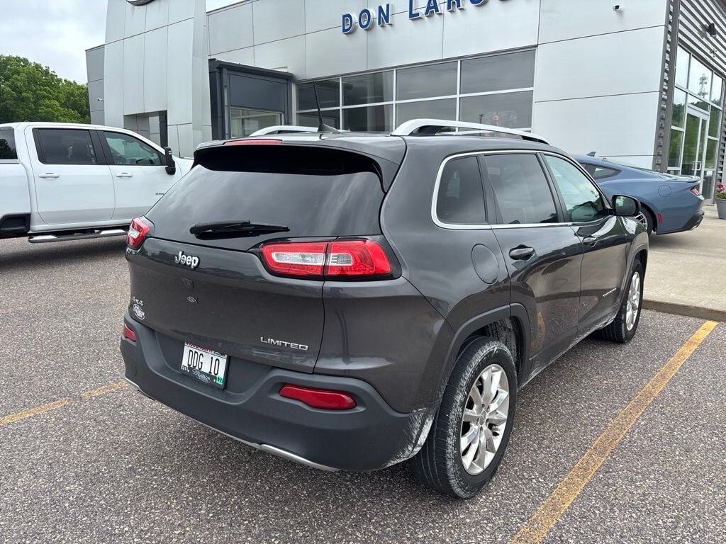 Used 2016 Jeep Cherokee Limited 4x4 SUV