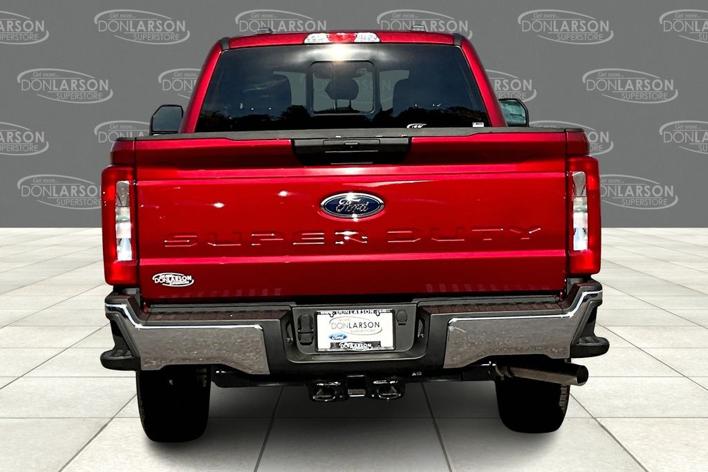 2026 Ford F-250 XLT photo 4