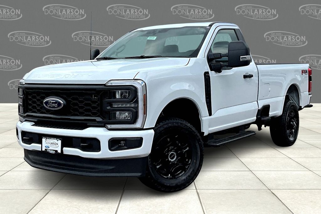 2025 Ford F-350 XL photo 2