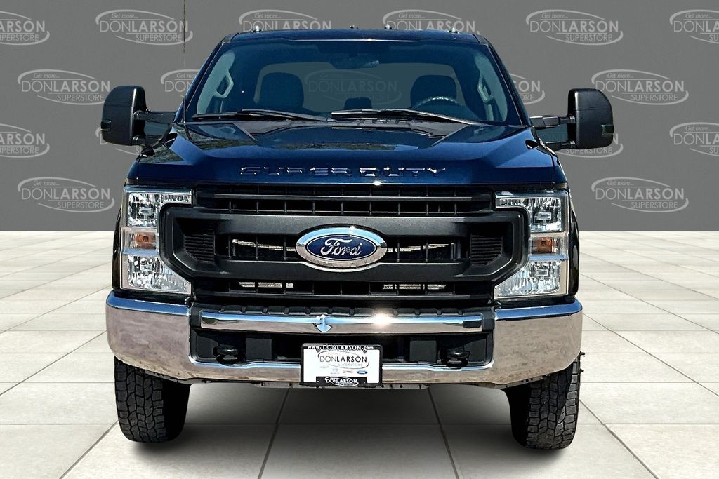 2022 Ford F-350 XL photo 2