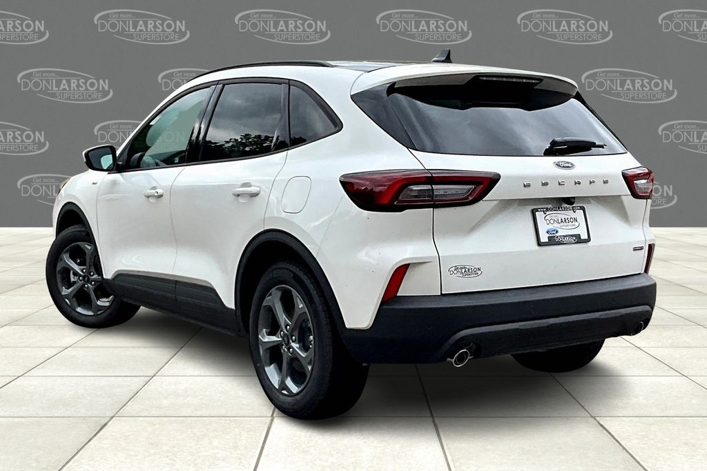 2025 Ford Escape Hybrid ST-Line Select photo 3