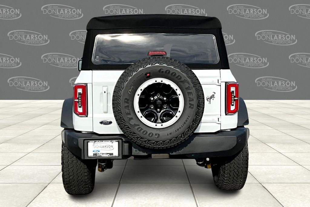 2025 Ford Bronco Outer Banks photo 4
