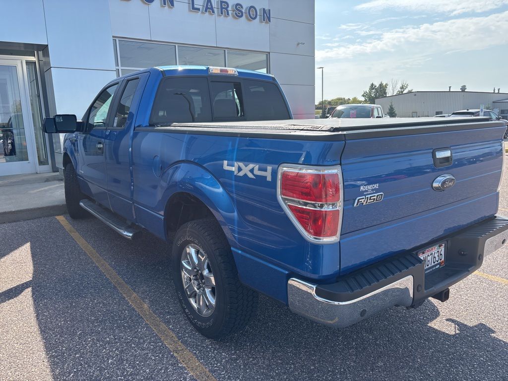 2013 Ford F-150 XLT photo 2