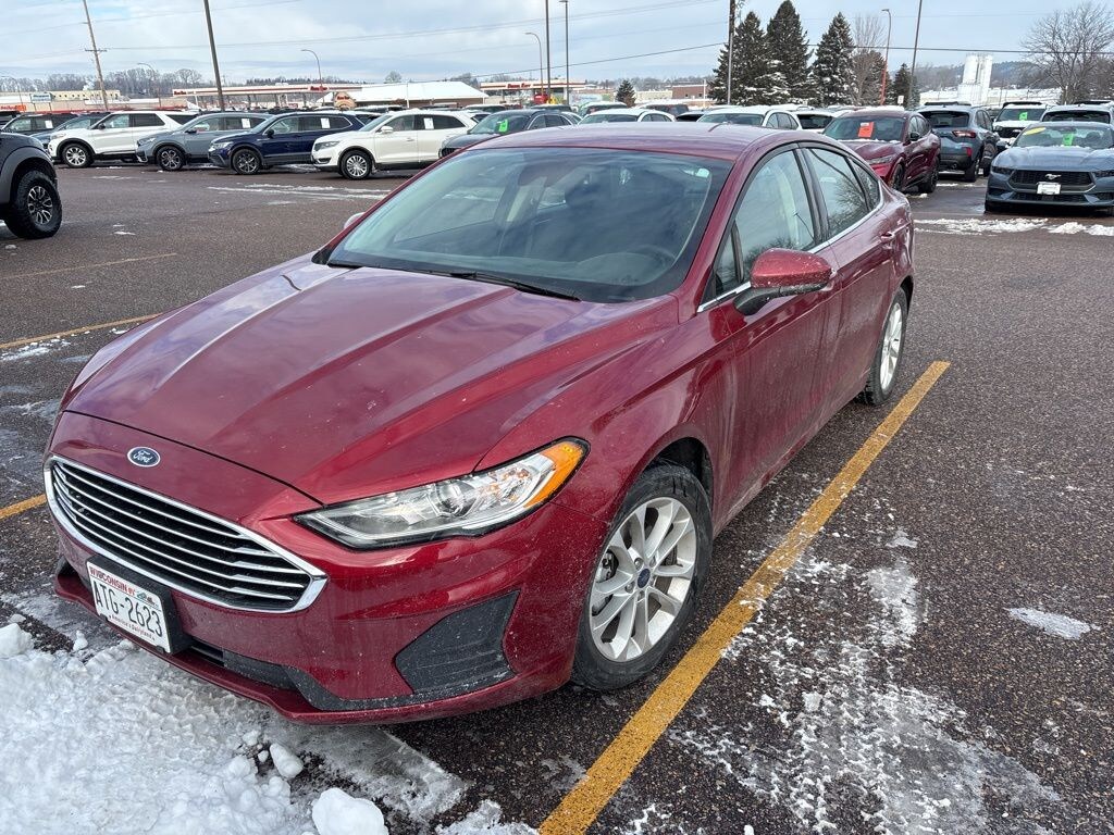 Used 2019 Ford Fusion SE Sedan