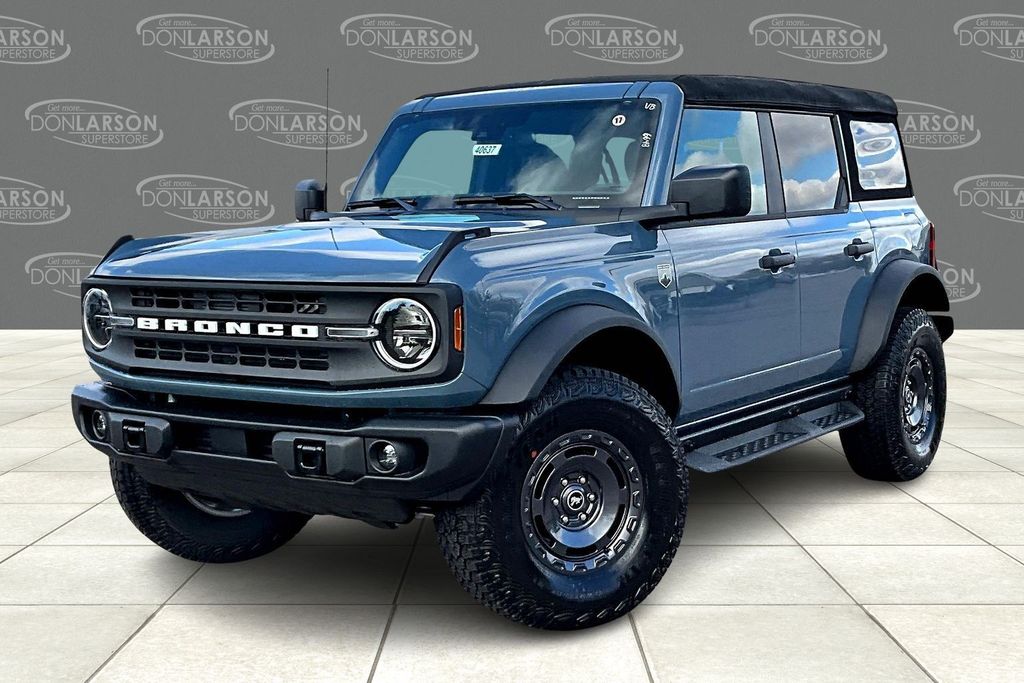 2025 Ford Bronco Big Bend photo 2