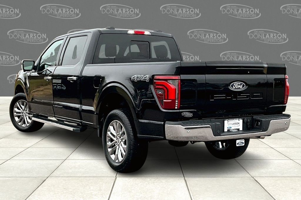 2025 Ford F-150 Lariat photo 3