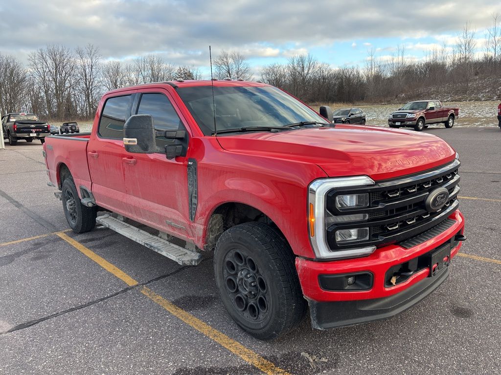 2023 Ford F-350 XLT photo 3