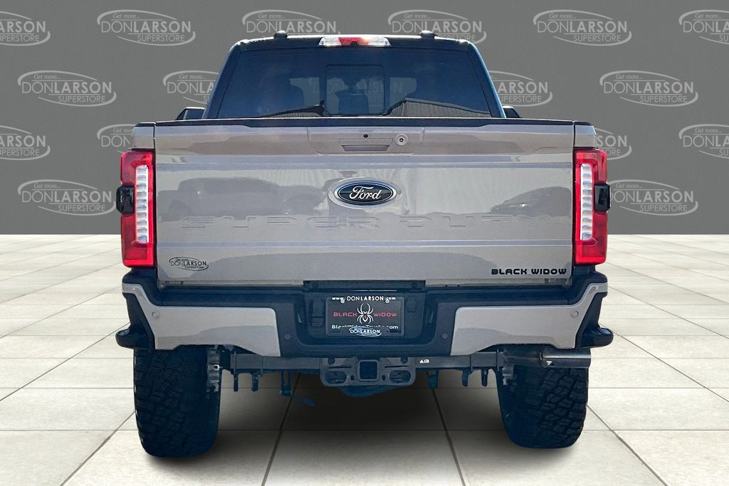 2026 Ford F-250 Lariat photo 4