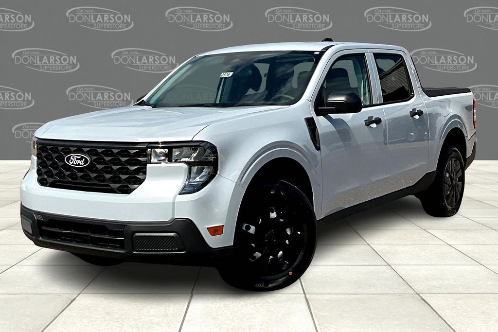 2025 Ford Maverick XL photo 2