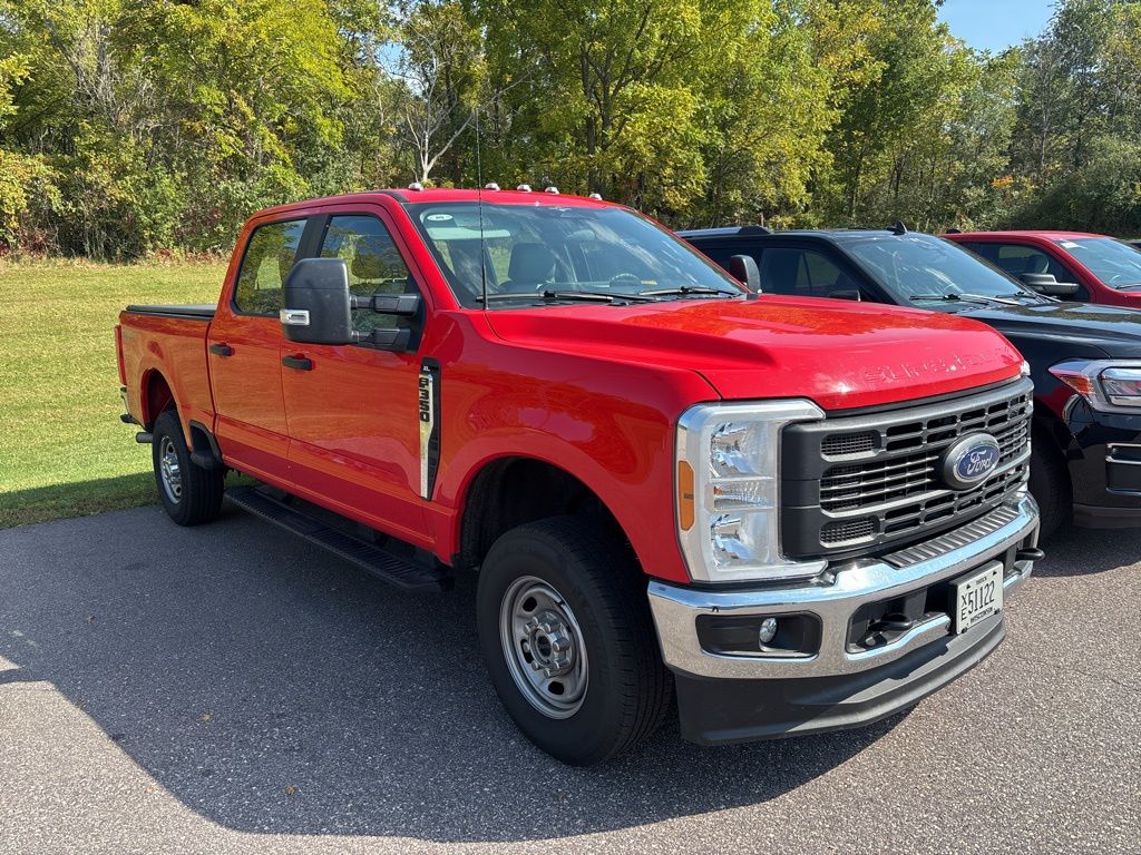2023 Ford F-350 XL photo 4