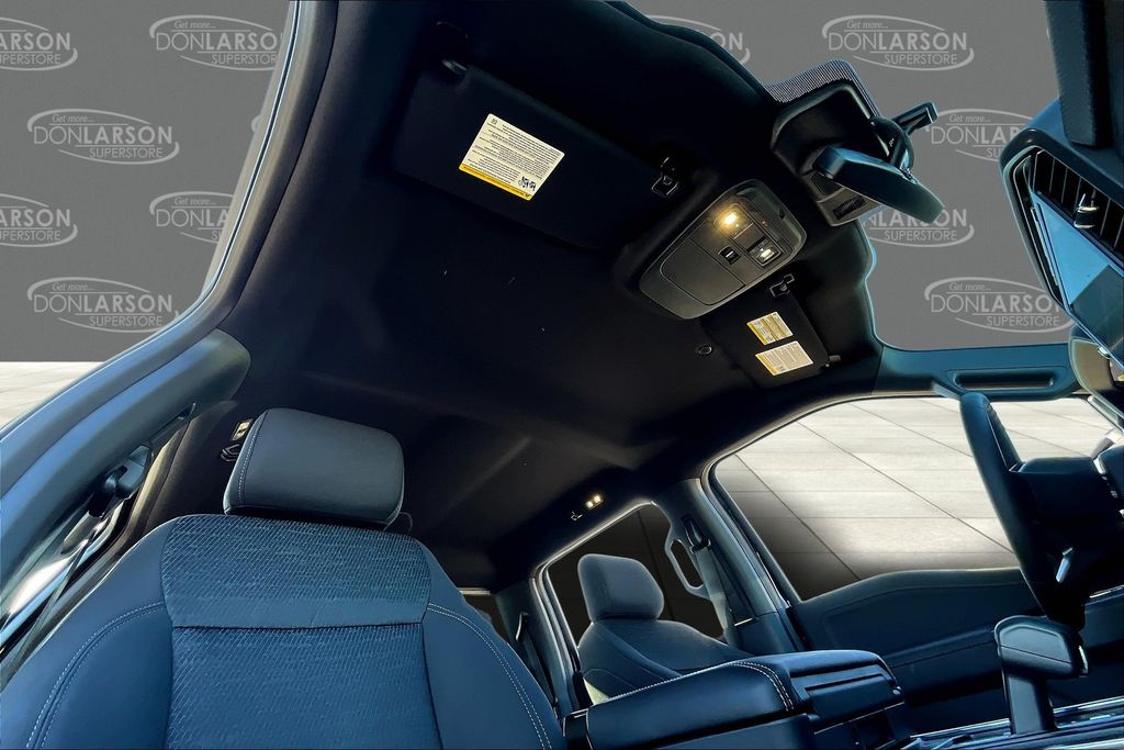 2025 Ford F-150 XLT - Photo 15