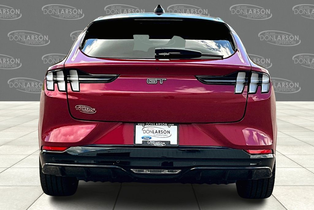 2025 Ford Mustang Mach-E GT photo 4