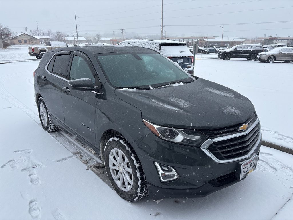 2018 Chevrolet Equinox LT photo 4