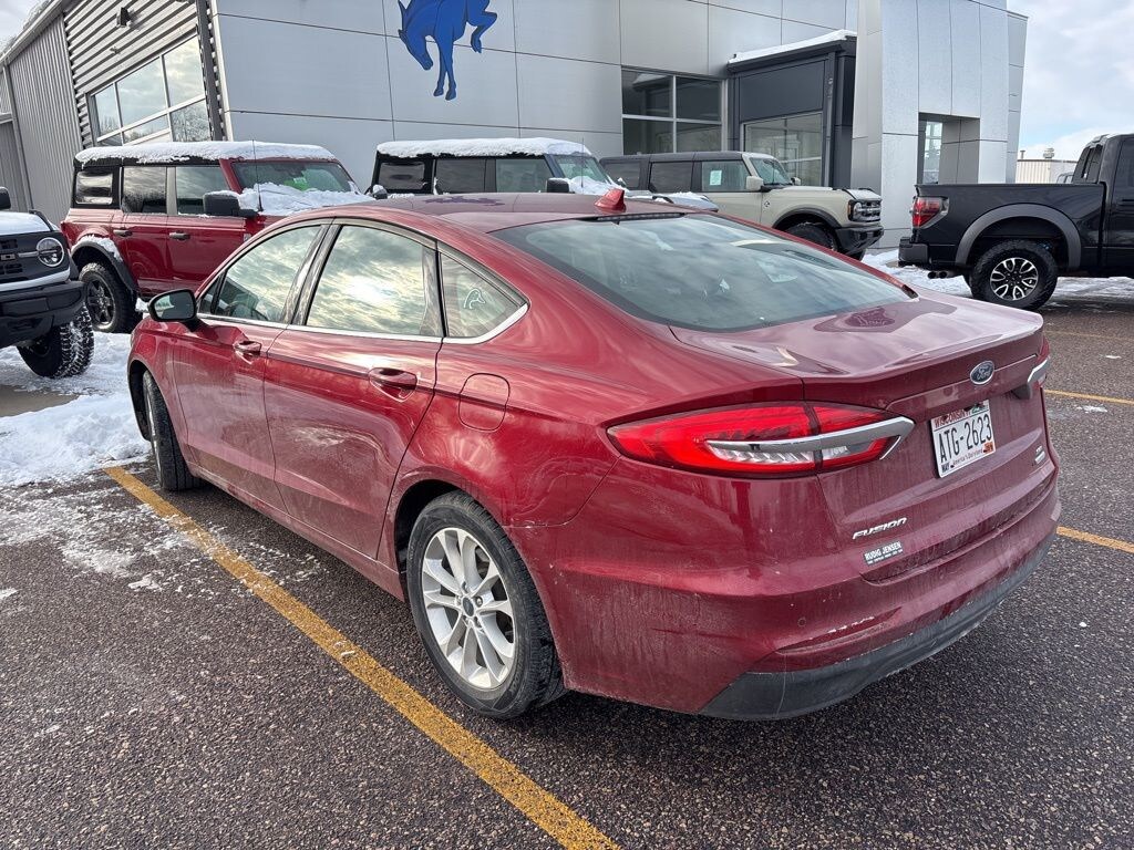 Used 2019 Ford Fusion SE Sedan