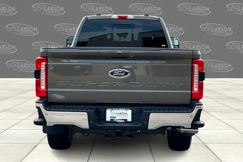 2026 Ford F-350 Lariat photo 4