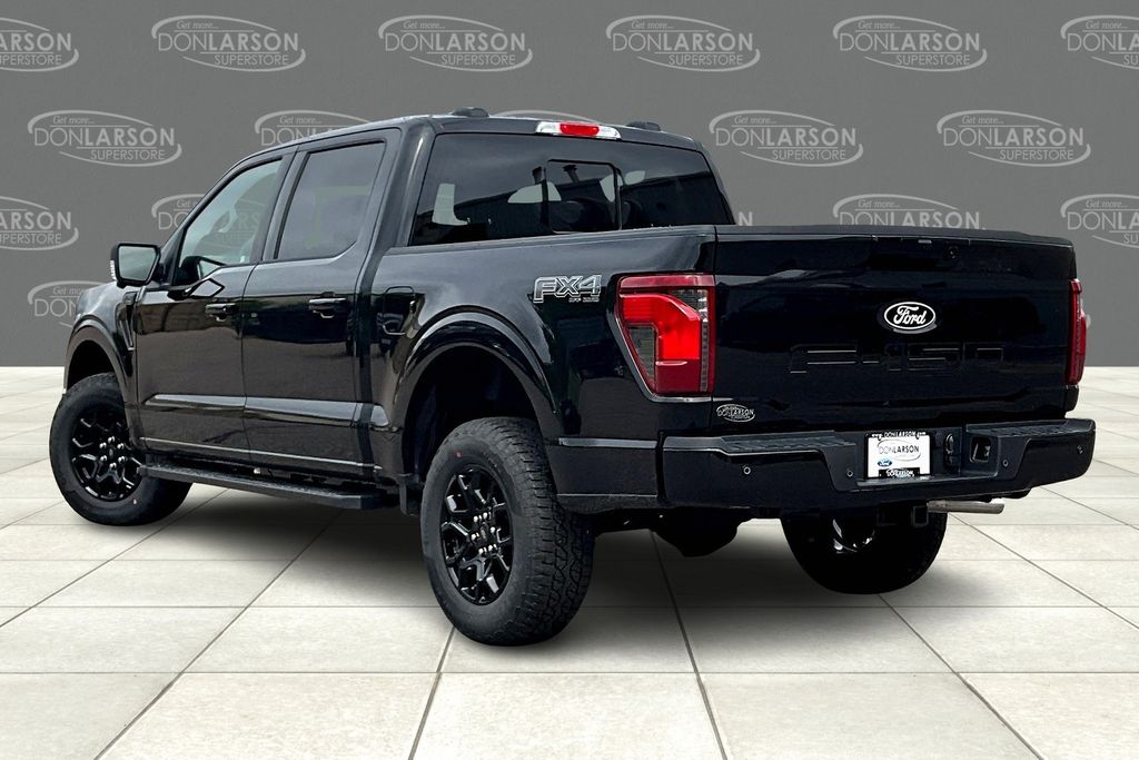 2025 Ford F-150 XLT photo 3