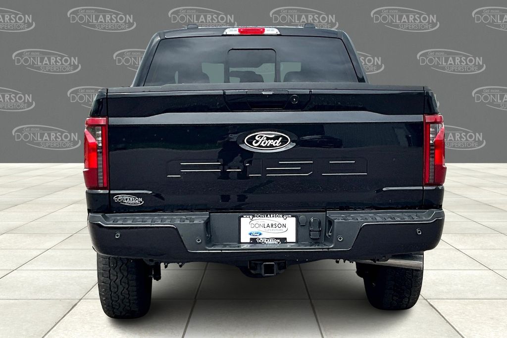 2025 Ford F-150 XLT photo 4