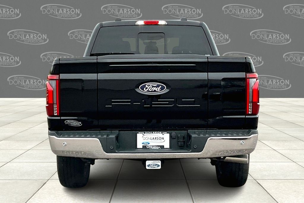 2025 Ford F-150 Lariat photo 4