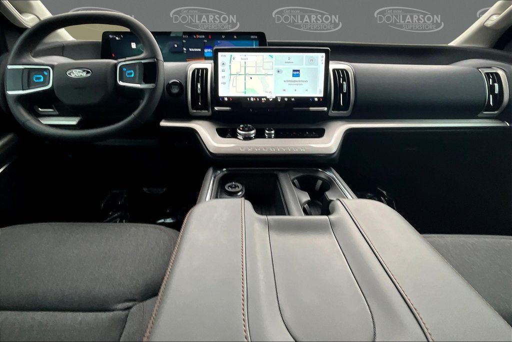 2025 Ford Expedition Active - Photo 11