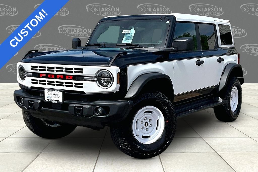 New 2026 Ford Bronco Custom Heritage Edition SUV