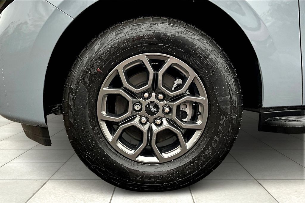 2025 Ford Expedition Active - Photo 9