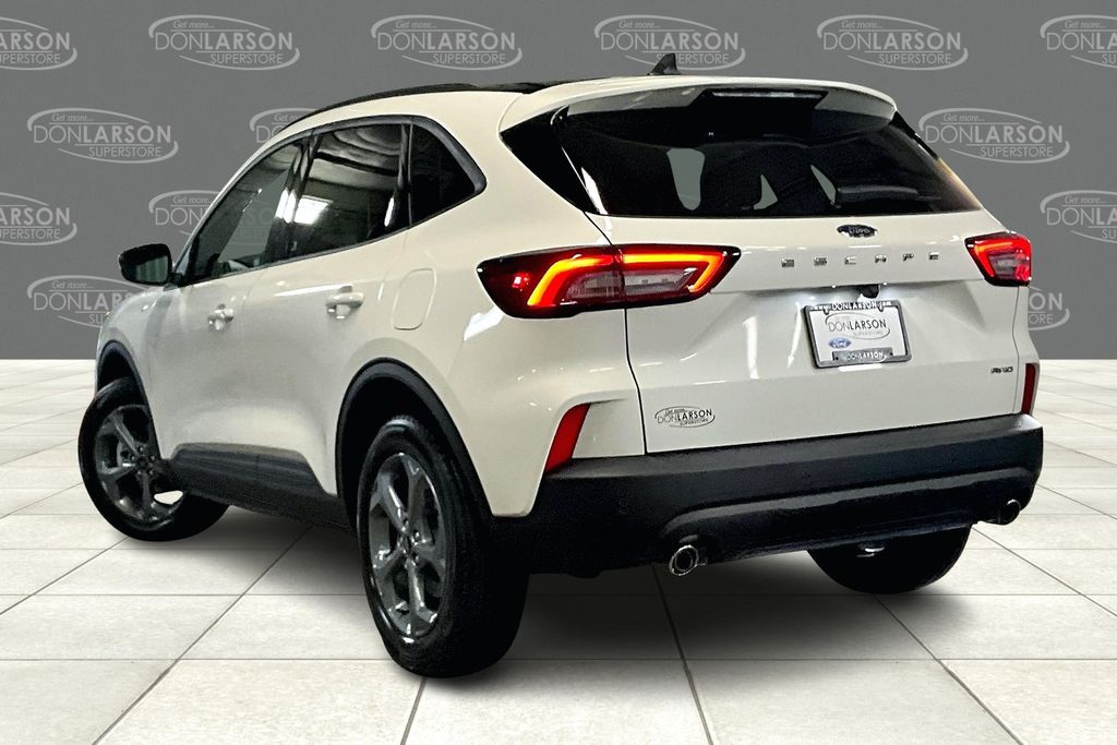 2025 Ford Escape Hybrid ST-Line Select photo 3