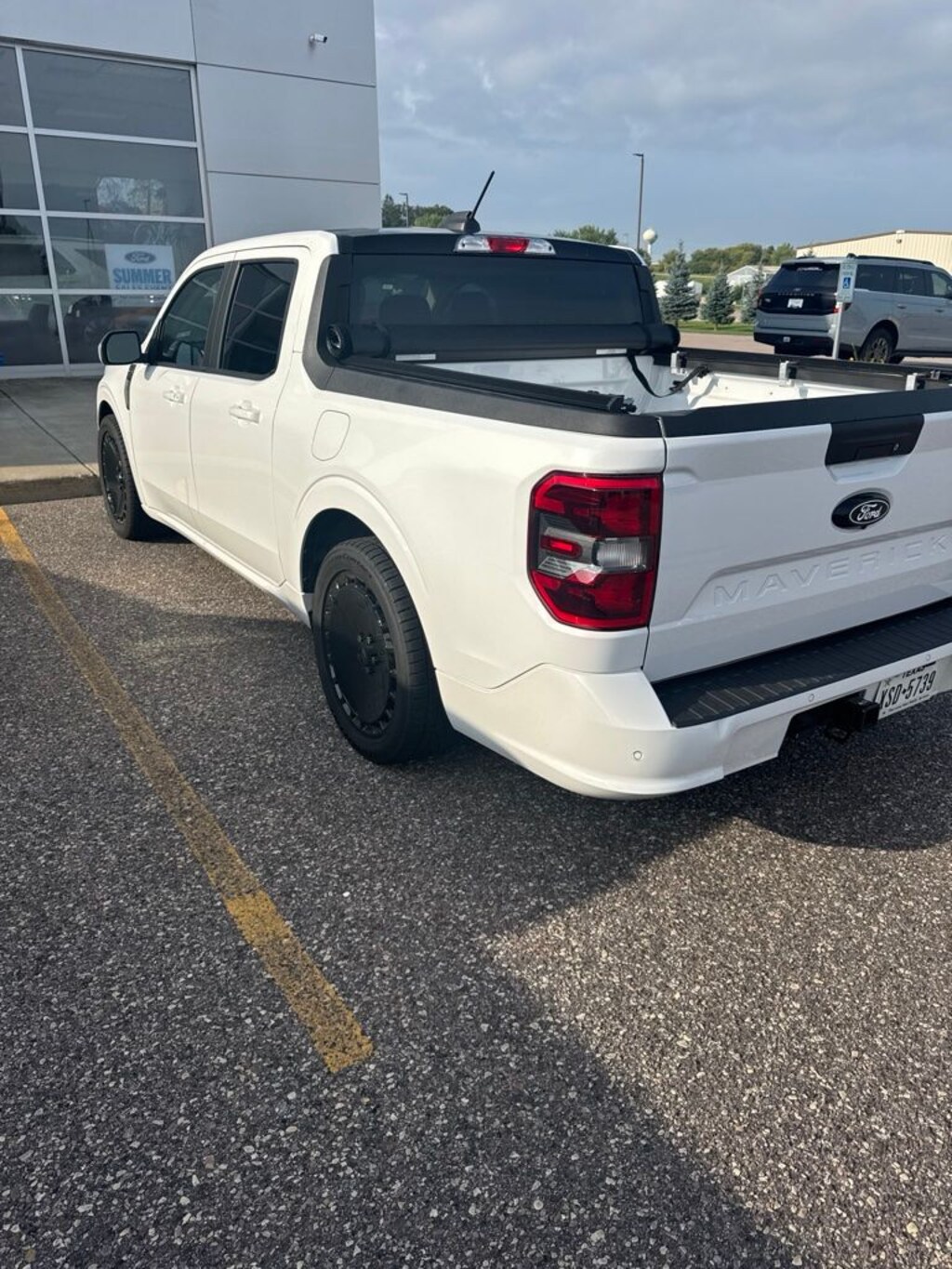Certified 2025 Ford Maverick Lobo Standard Truck