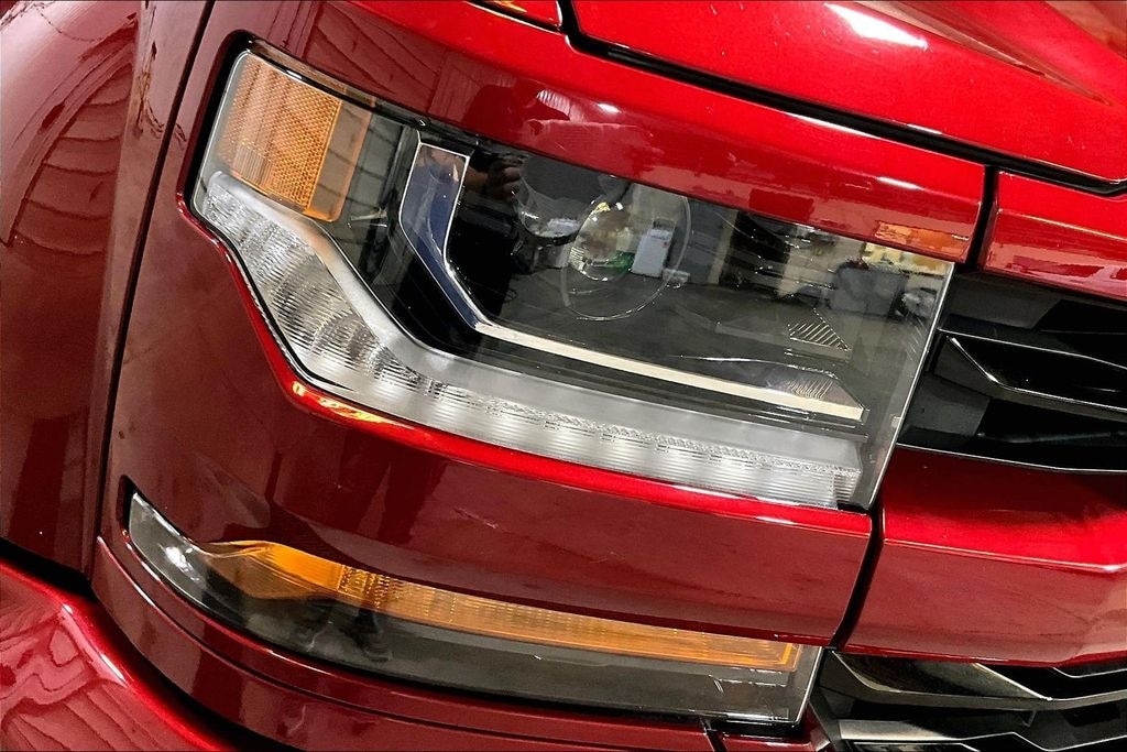 Used 2018 Chevrolet Silverado 1500 LT Truck