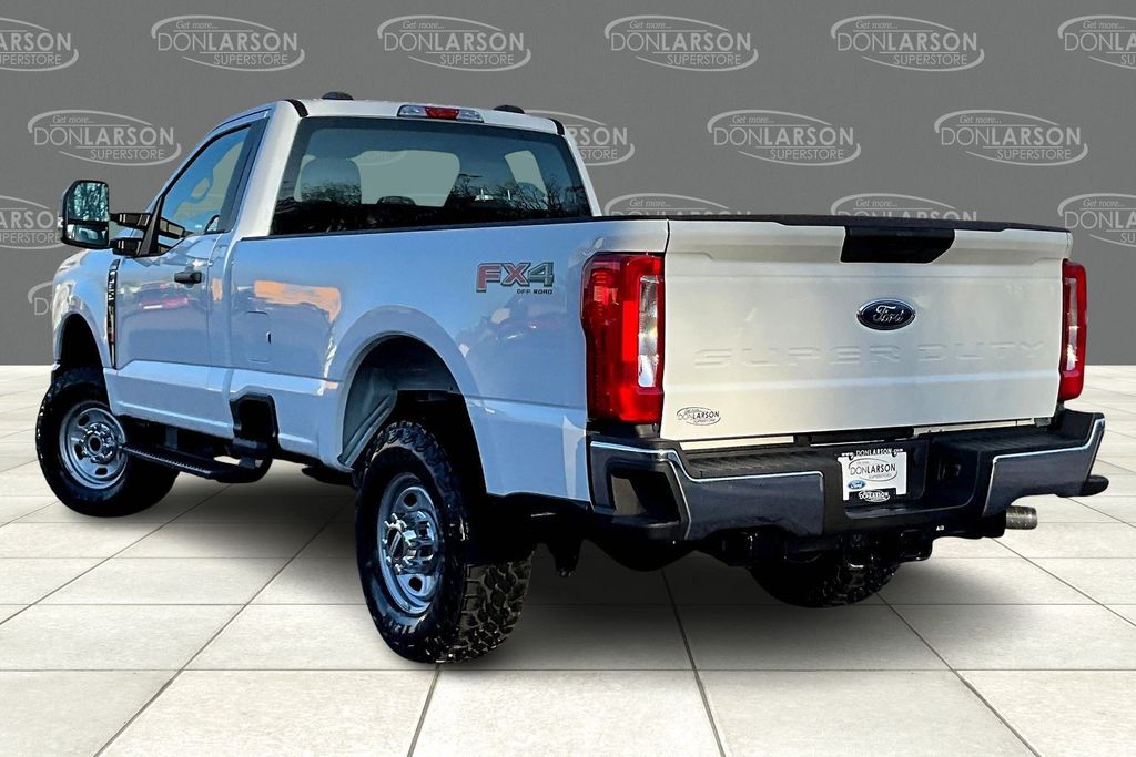 2026 Ford F-350 XL photo 3