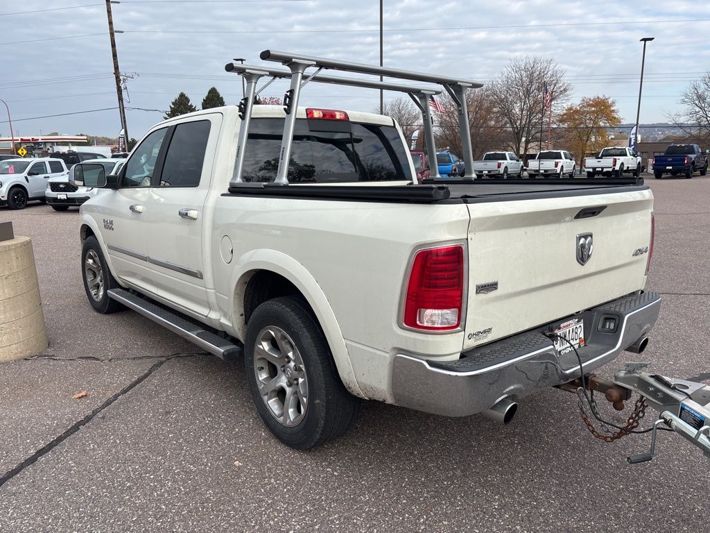 2017 Ram 1500 Laramie photo 2