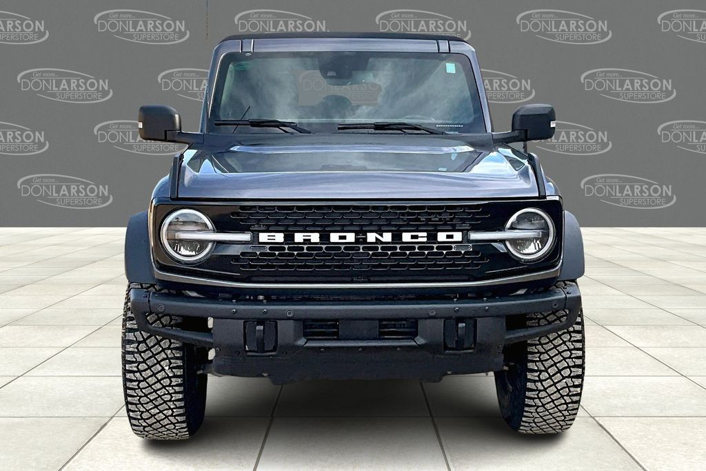 2022 Ford Bronco Wildtrak photo 2