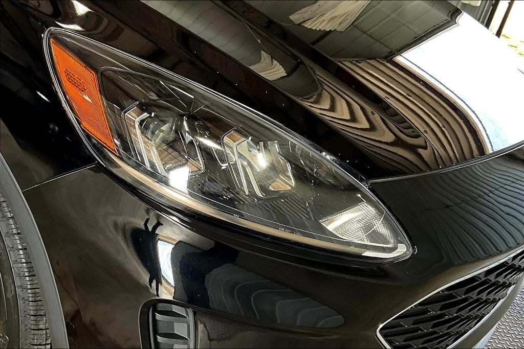 Used 2021 Ford Escape SE SUV