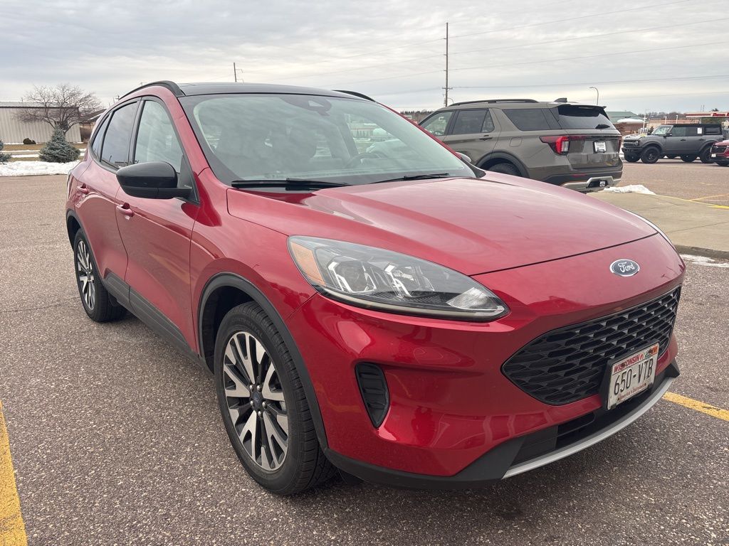 2020 Ford Escape SE's photo