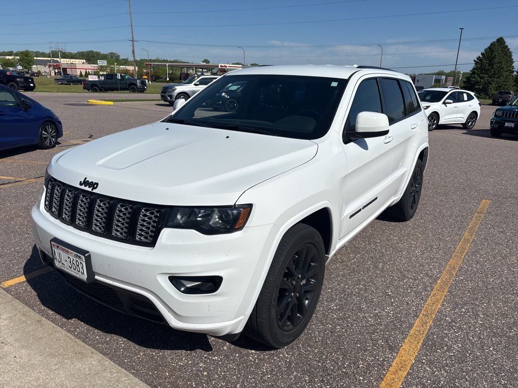 2021 Jeep Grand Cherokee Laredo X 4WD's photo