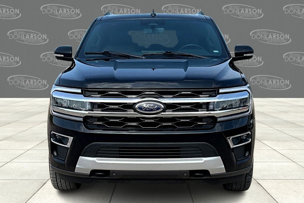 2023 Ford Expedition Limited photo 2