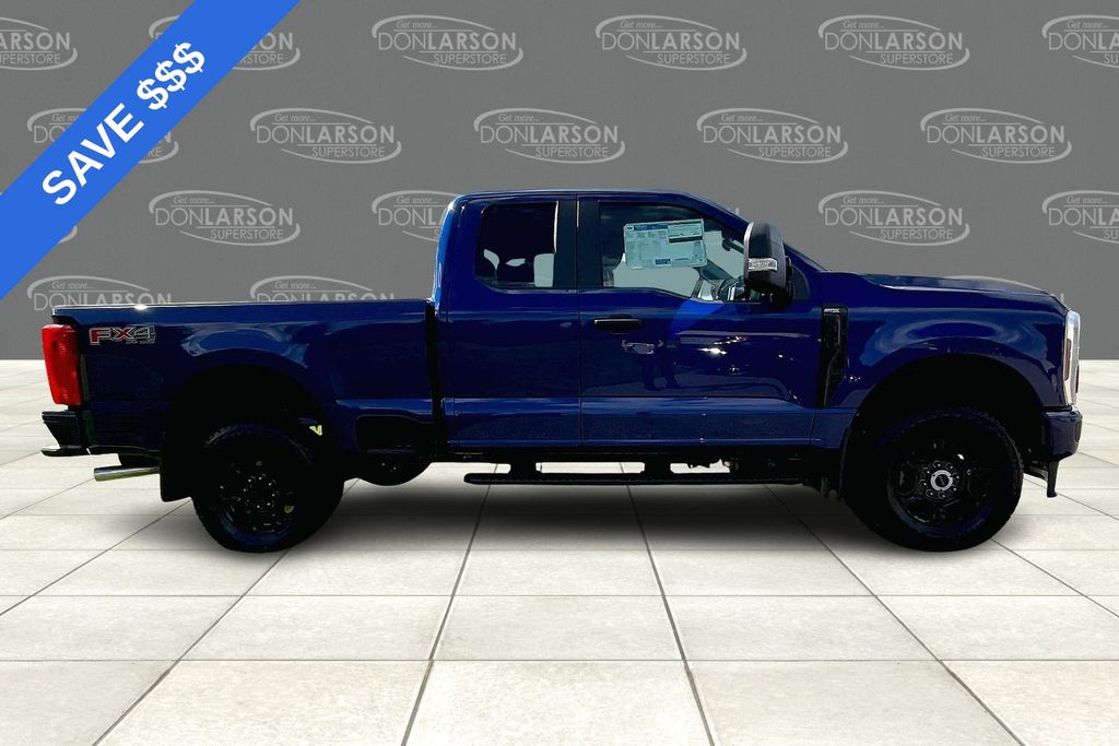 2026 Ford F-350 Super Duty XL - Photo 5