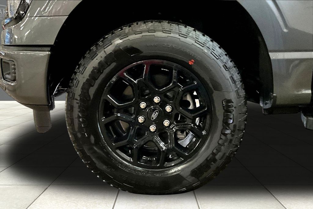 View vehicle photo 7