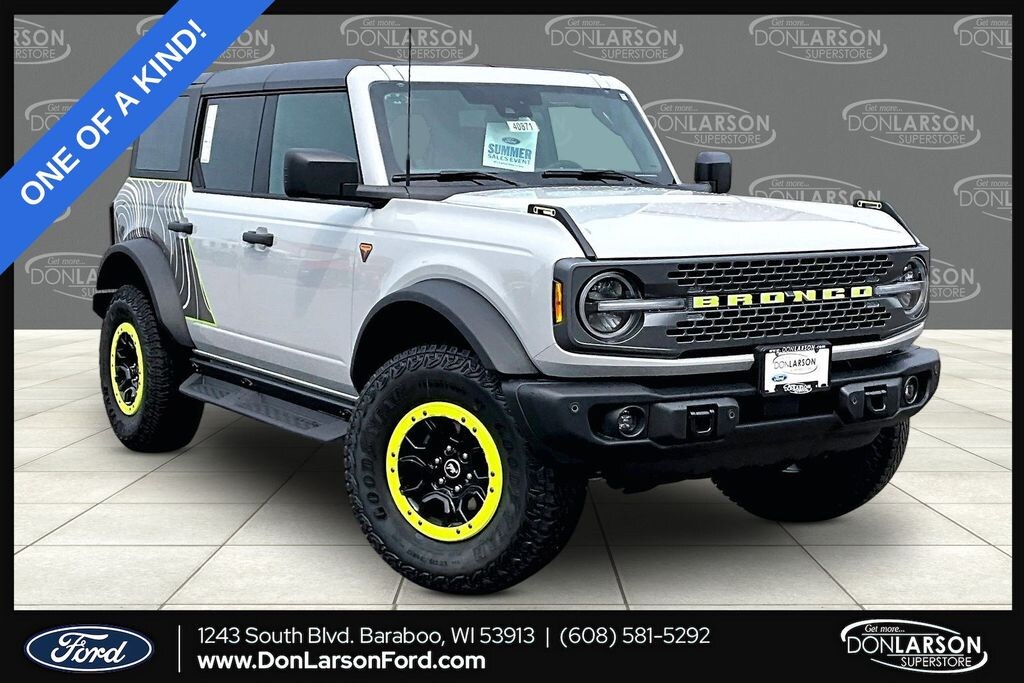 New 2026 Ford Bronco Custom Badlands Edition SUV