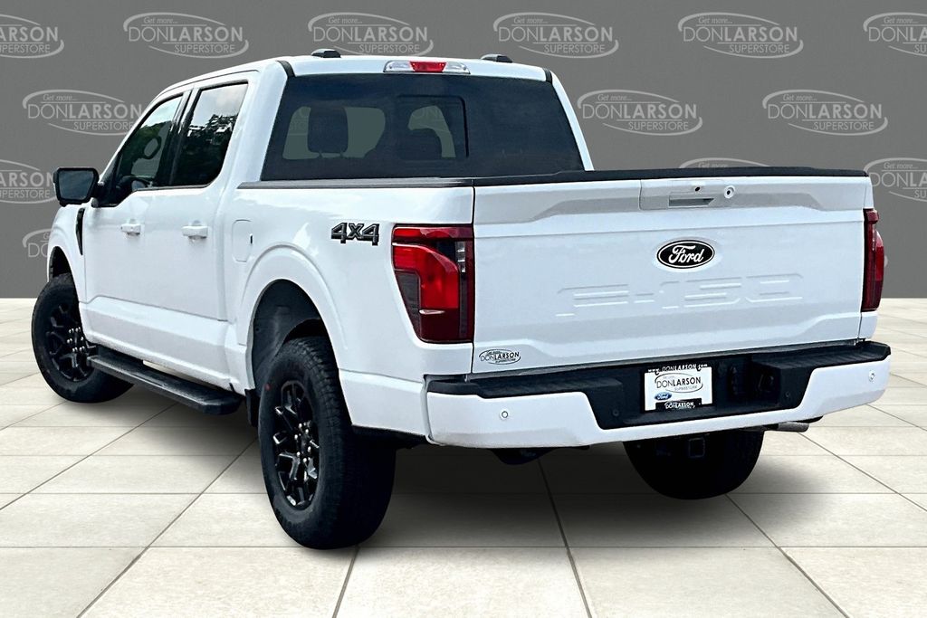 2025 Ford F-150 XLT photo 3