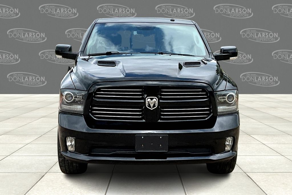 2014 Ram 1500 Sport photo 2