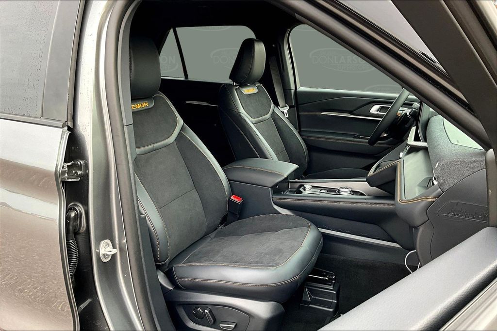 2026 Ford Explorer Tremor - Photo 13