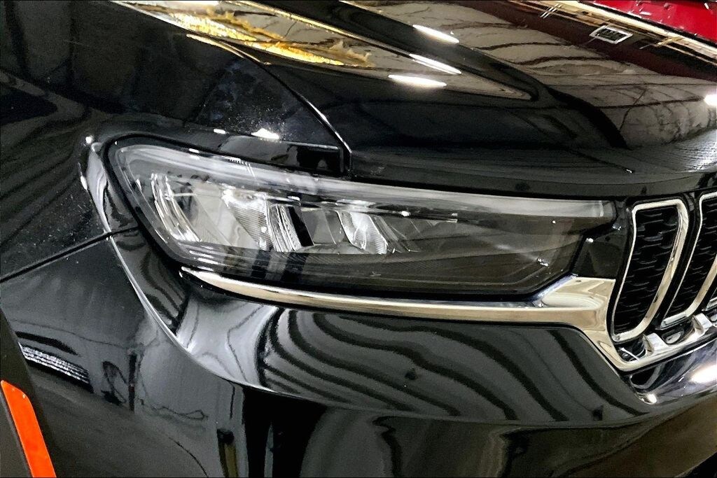 Used 2025 Jeep Grand Cherokee Limited SUV