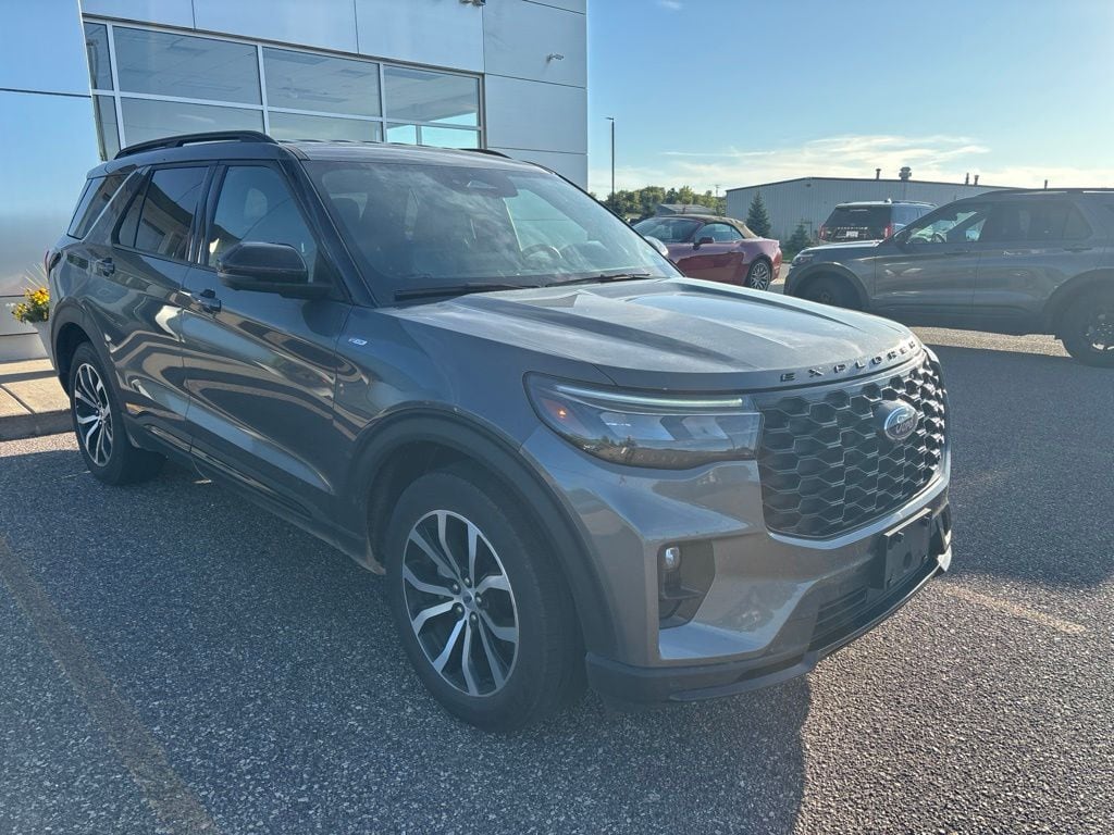 Certified 2025 Ford Explorer ST-Line SUV