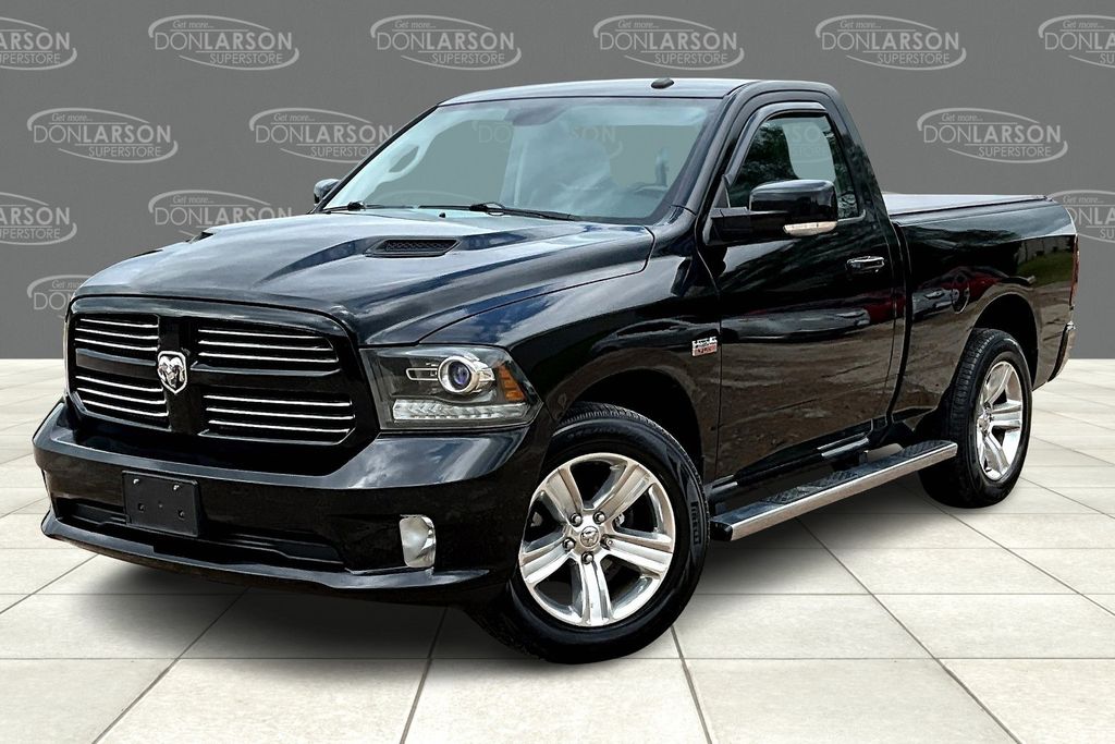 2014 Ram 1500 Sport photo 3