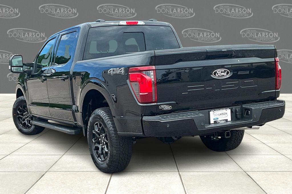 2025 Ford F-150 XLT photo 3
