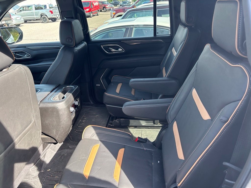 Used 2024 GMC Yukon XL AT4 SUV