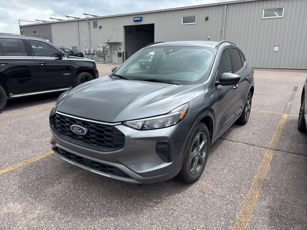 2024 Ford Escape ST-Line AWD's photo