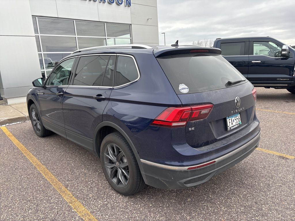 2024 Volkswagen Tiguan SE Wolfsburg Edition photo 2