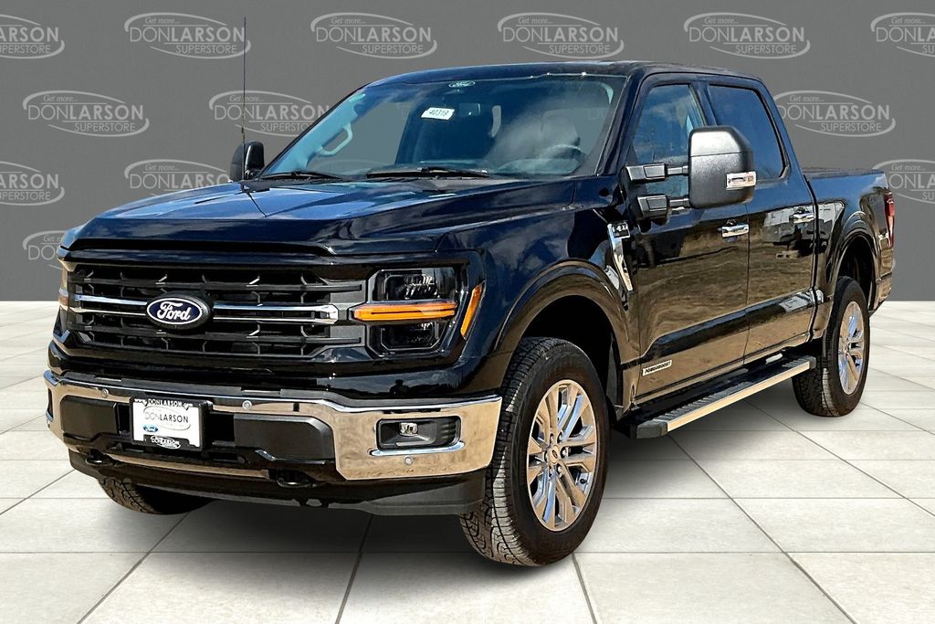 2025 Ford F-150 XLT photo 2