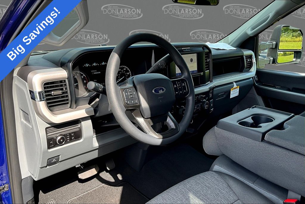 2026 Ford F-350 Super Duty XL - Photo 8